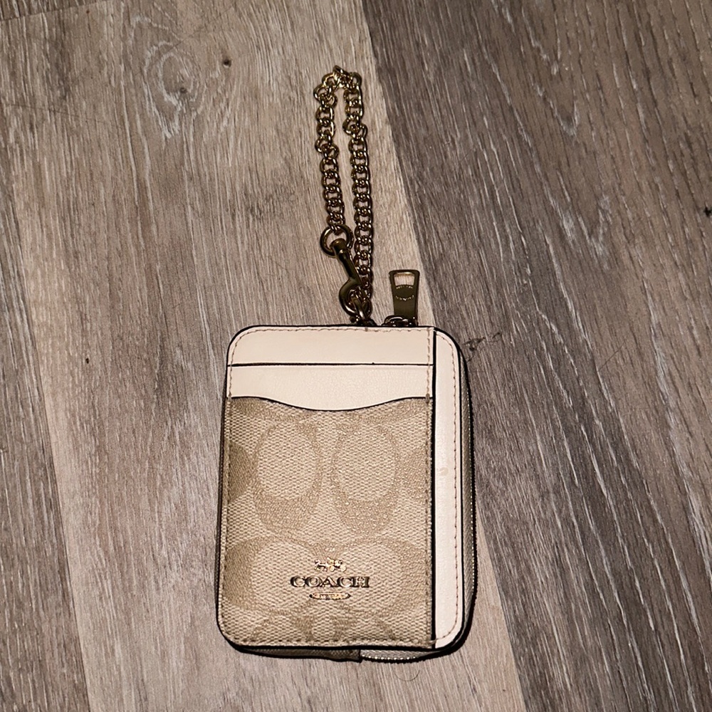 TIKTOK viral Coach keychain wallet